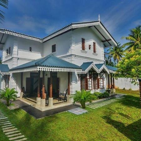 Headman House Antique Villa - A Seaside Royal Stay Ahangama Esterno foto