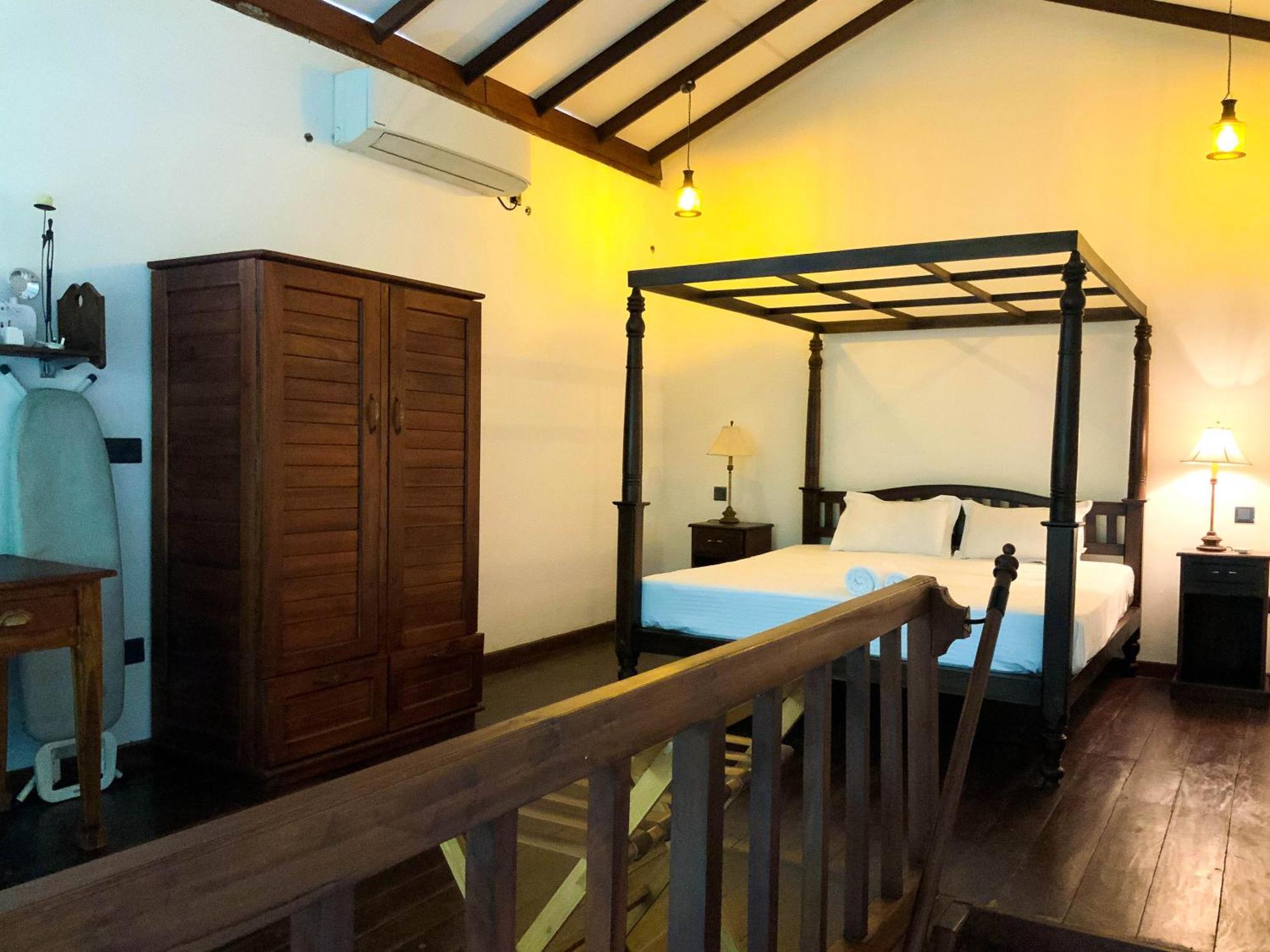 Headman House Antique Villa - A Seaside Royal Stay Ahangama Esterno foto