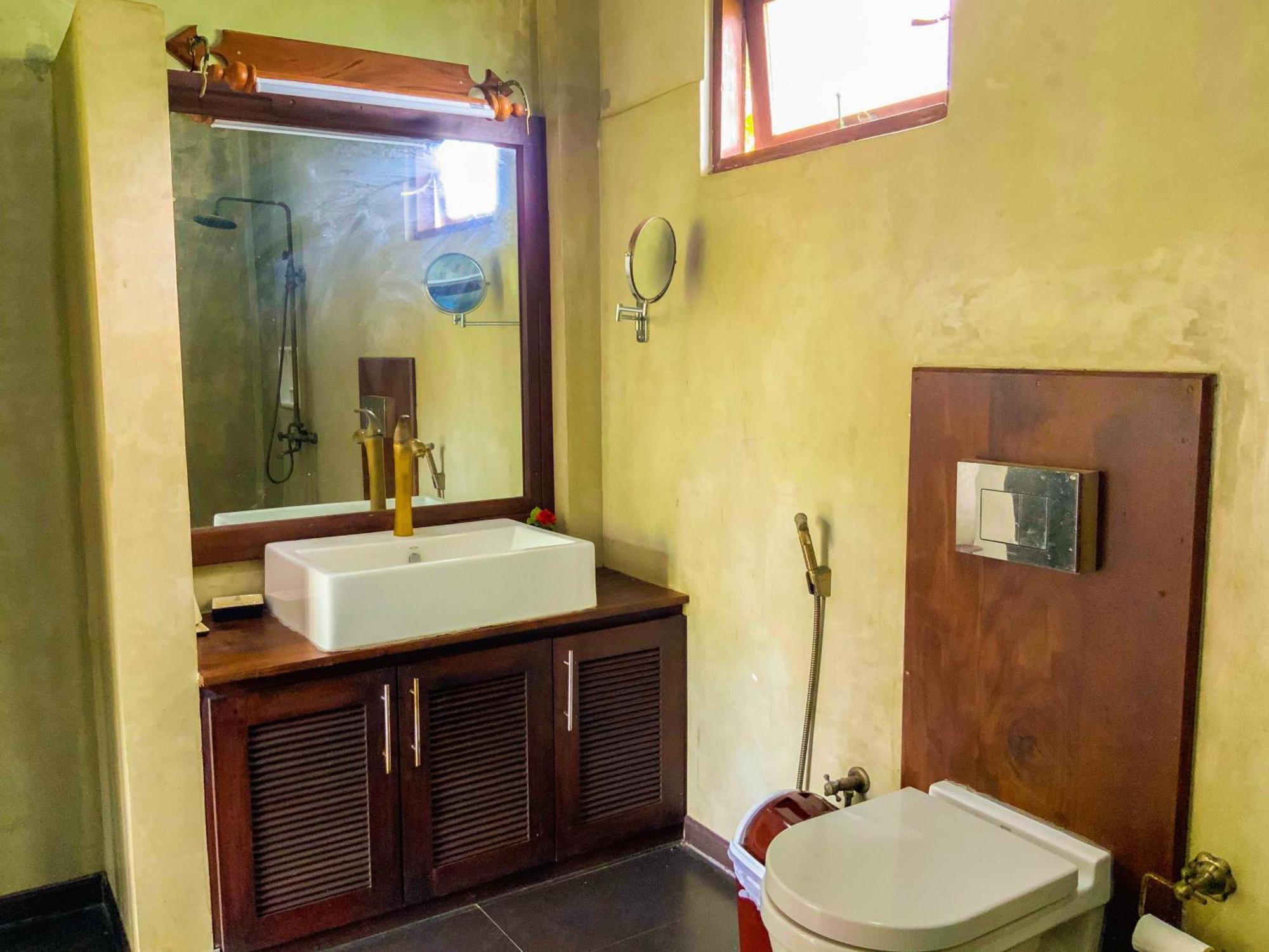 Headman House Antique Villa - A Seaside Royal Stay Ahangama Esterno foto
