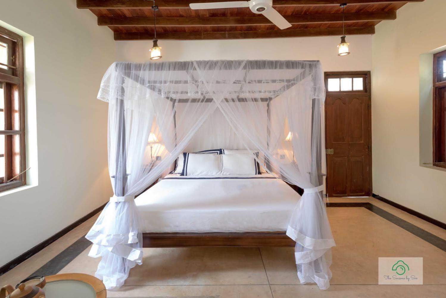 Headman House Antique Villa - A Seaside Royal Stay Ahangama Esterno foto