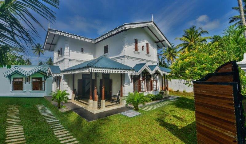 Headman House Antique Villa - A Seaside Royal Stay Ahangama Esterno foto